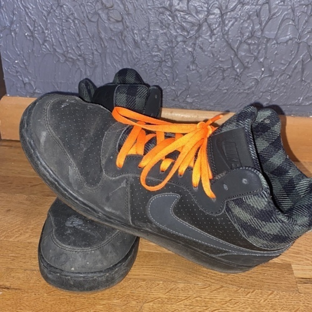 Nike , Mens size 8
